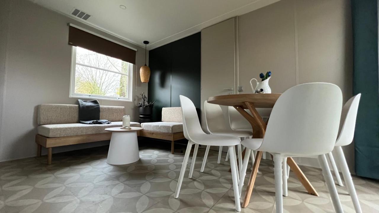 Vakantiepark Delftse Hout Exteriör bild