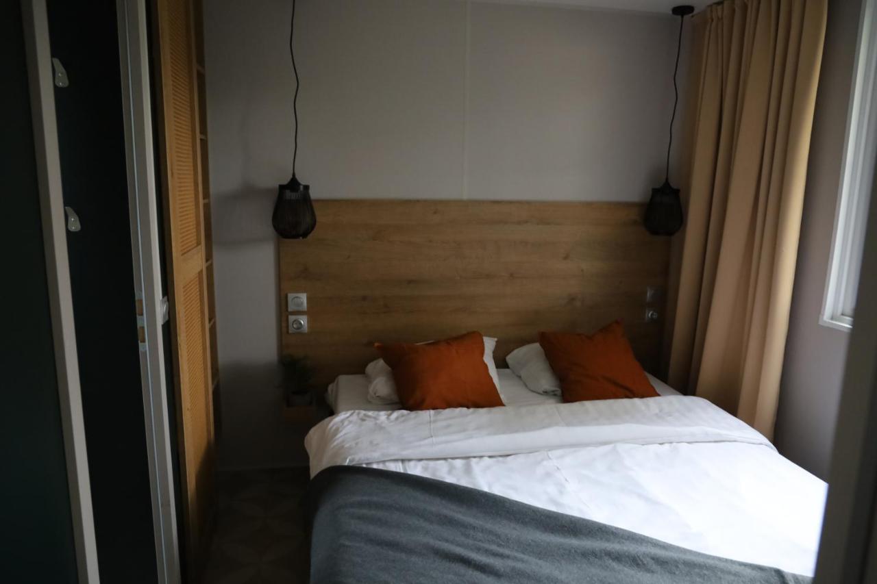 Vakantiepark Delftse Hout Exteriör bild