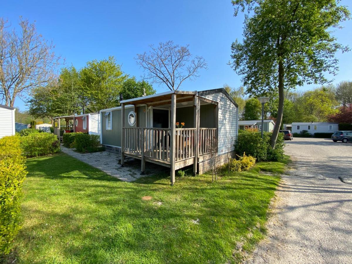 Vakantiepark Delftse Hout Exteriör bild