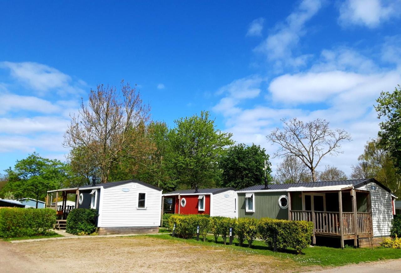 Vakantiepark Delftse Hout Exteriör bild